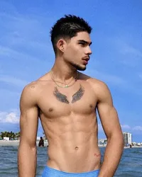 Escorts Fort Myers, Florida Jesus_Cubano