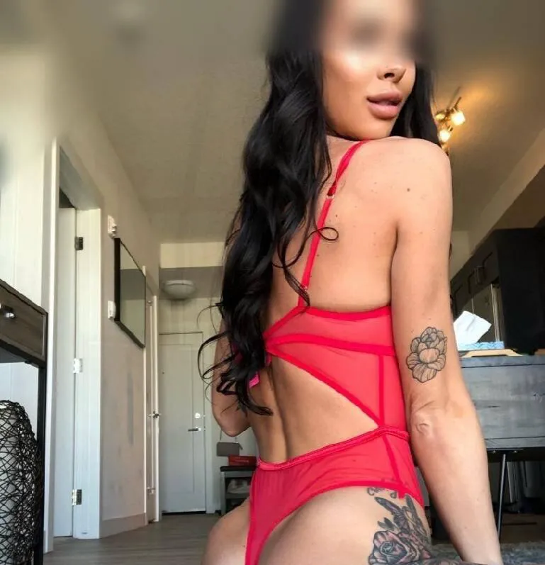 Escorts Red Deer, Alberta Mya and Jade