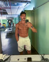 Escorts London, England MASSEUR_Robert