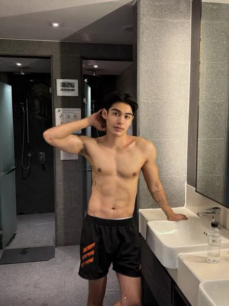 Escorts Singapore, Singapore Chhaileang