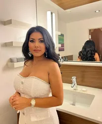 Escorts Las Vegas, Nevada Evelyn Las Vegas Own #1 Gal Pal