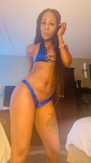 Escorts Buffalo, New York 😛SUNDAY FUN DAY 💦LAST NIGHT IN TOWN🔥HELLO GUYS ITS COCO HERE TO PROVIDE YOU WITH GOOD SERVICE 🍫DEEP THROAT WET PUSSY 😘 DONT MISS THE EXPERIENCE