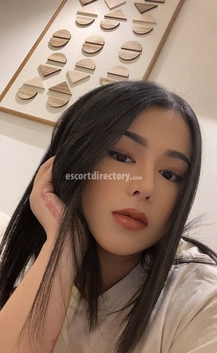 Escorts Riyadh, Saudi Arabia Luna