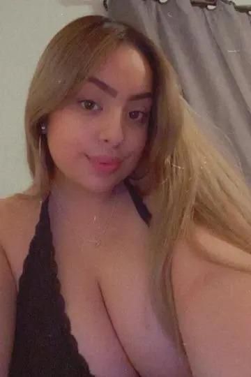 Escorts Orlando, Florida Horny❤💛Queen💛💛Ready For👄Hookup😘 Incall/Outcall,💋 🚗CARDATE 🚗 AVAILABLE 🌹