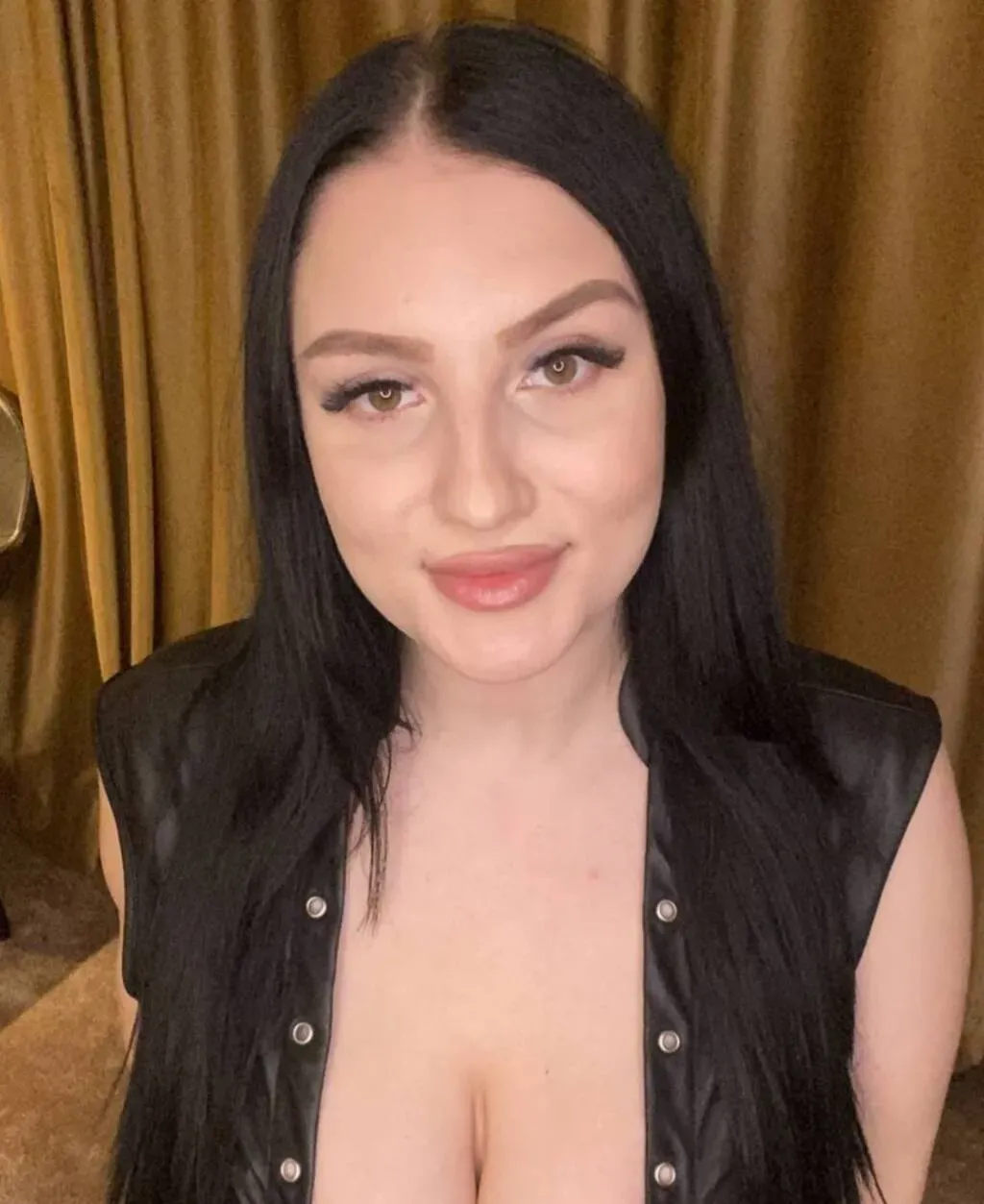 Escorts Red Deer, Alberta Sexy Sierra