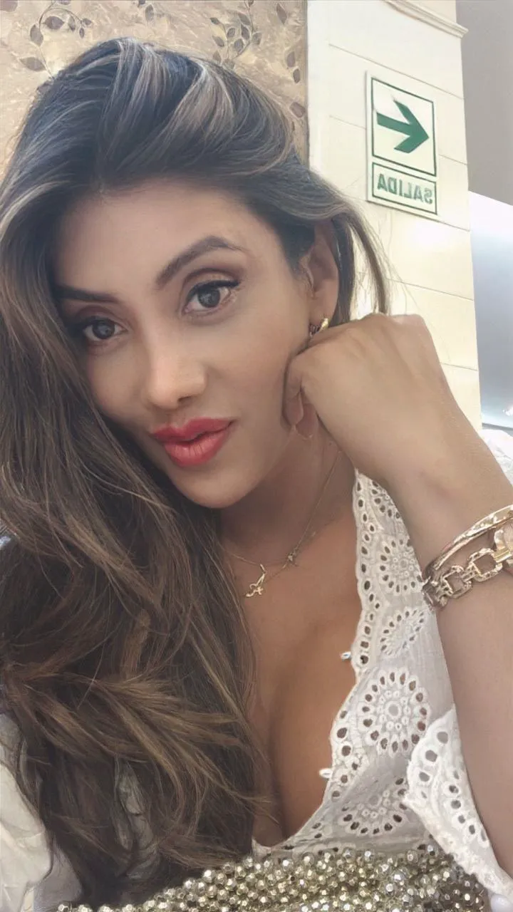 Escorts Honolulu, Hawaii Cristal/