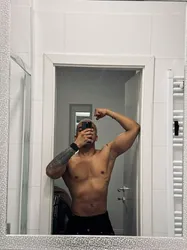 Escorts Amsterdam, Netherlands Addamms