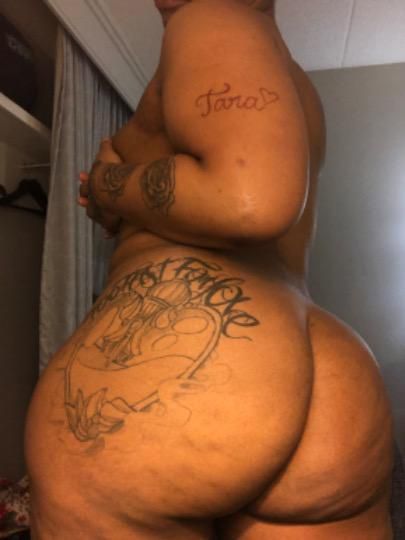 Escorts Milwaukee, Wisconsin come see about me