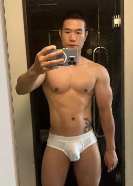 Escorts Singapore, Singapore Muscleboyadam