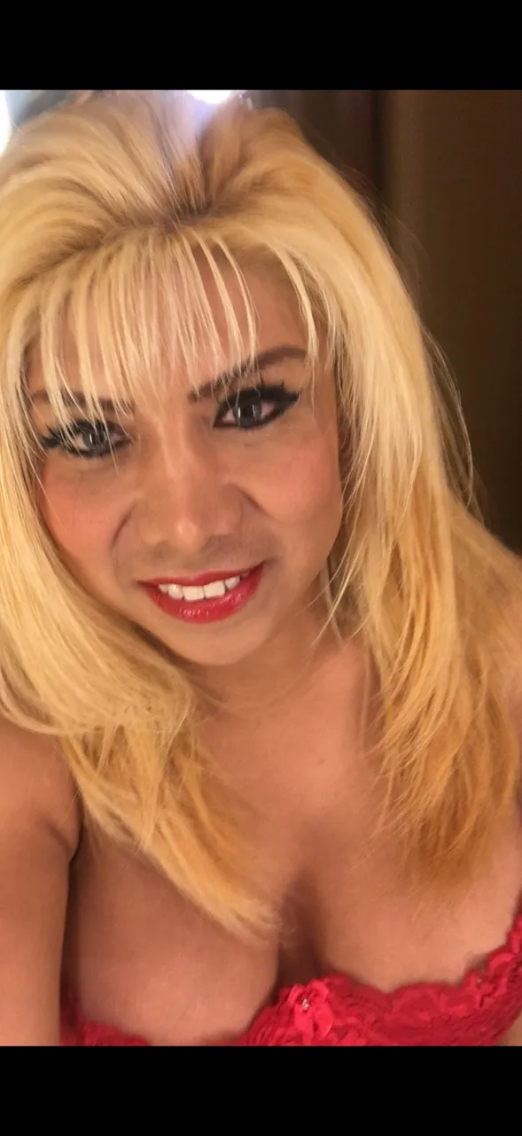 Escorts Temecula, California AV. for OUTCALLS