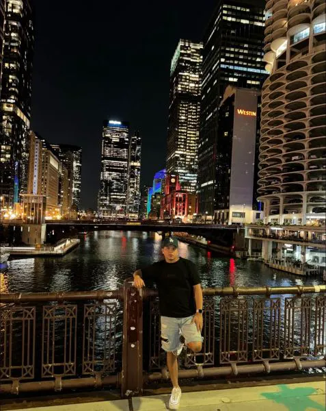 Escorts Chicago, Illinois FranchescoFerrer