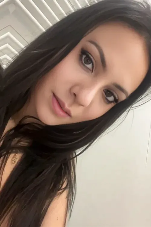 Escorts Berlin, Germany Elite Escort-girl-masha-seduces-in-berlin-at-your-home-with-striptease