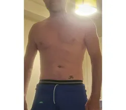 Escorts Grantham, England Fit bloke gives M2M relaxing Massage