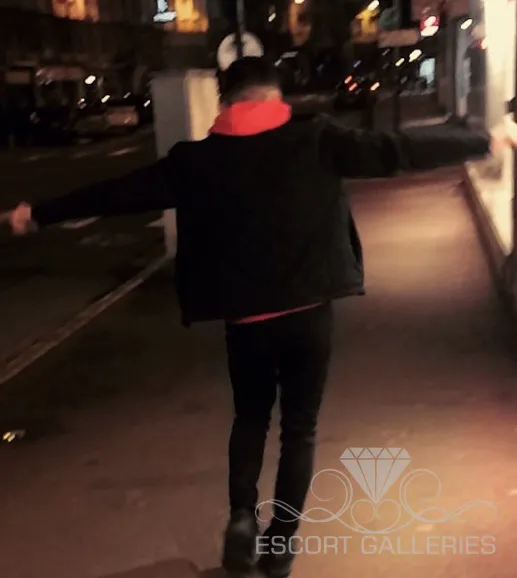 Escorts Calais, France Alex