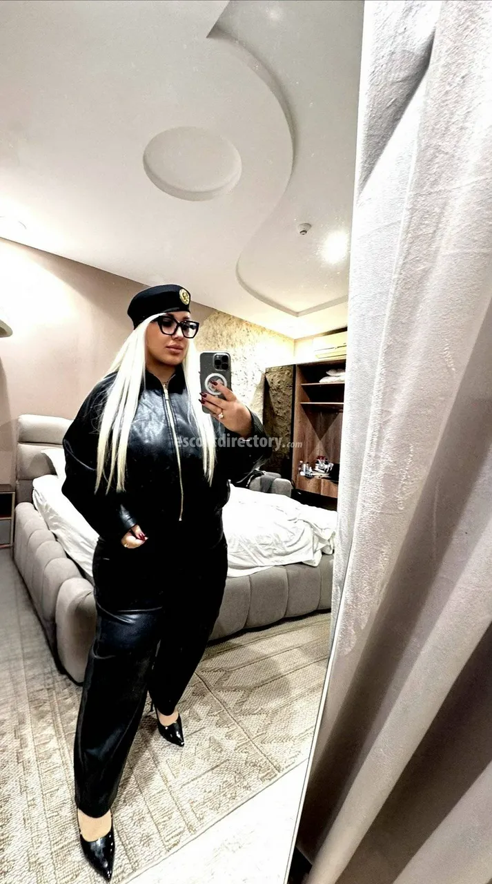 Escorts Manama, Bahrain Mistress Amely Bbw