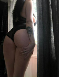 Escorts Eau Claire, Wisconsin 🍆🍌Available for💋CAR-DATE 🚘 INCALL 🏡 and OUTCALL🌶BBBJ 🥰BBW❤Greek,👅GFE👩Anal