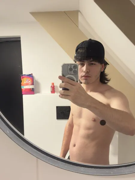 Escorts Stuttgart, Germany Estefanlatino