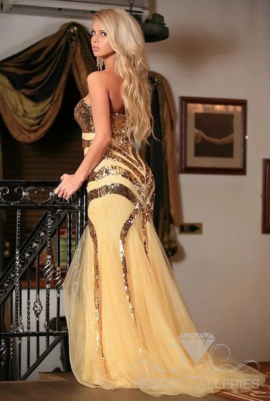 Escorts Moscow, Russia Carolina