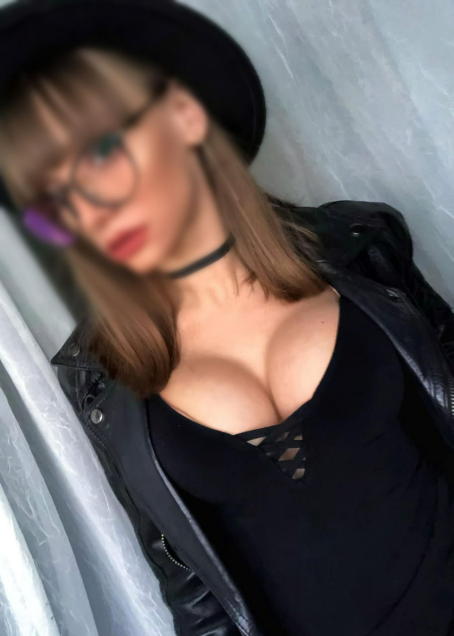 Escorts Dubai, United Arab Emirates Linda