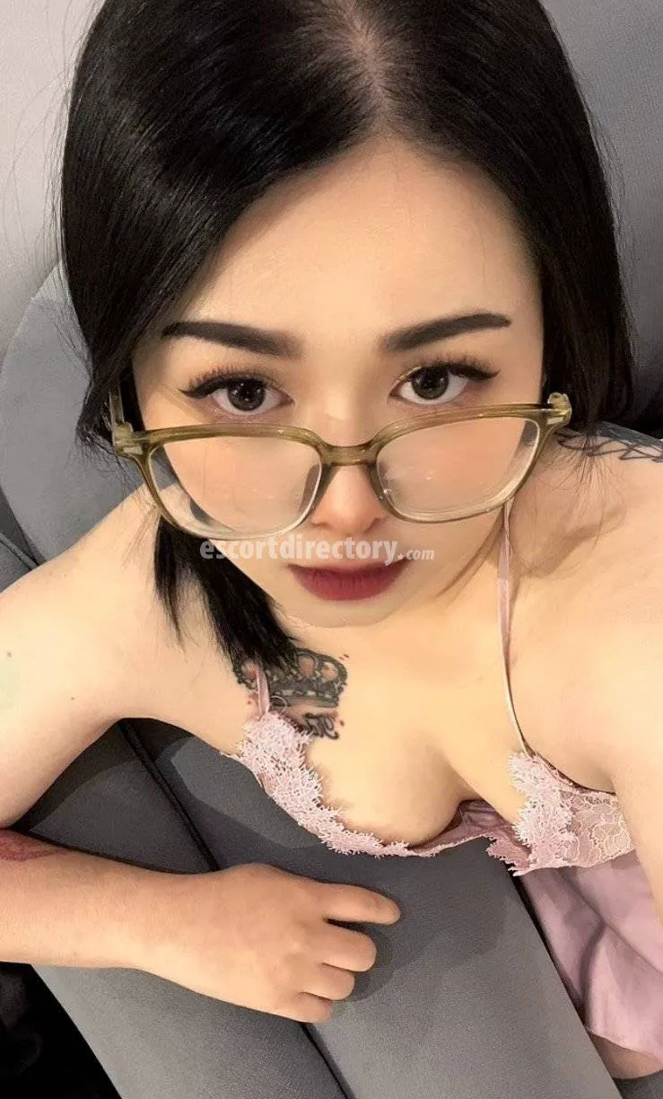 Escorts Riyadh, Saudi Arabia Luna