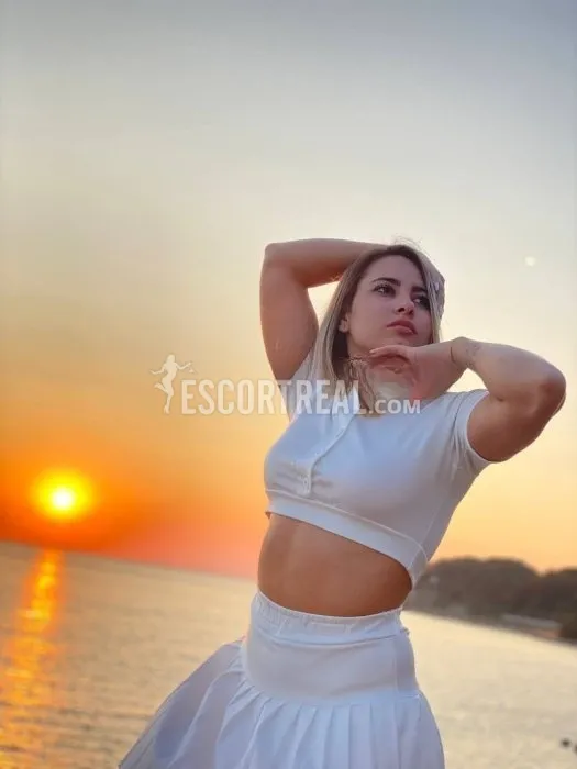 Escorts Florence, Italy (Violla, agency Sweet Heart)