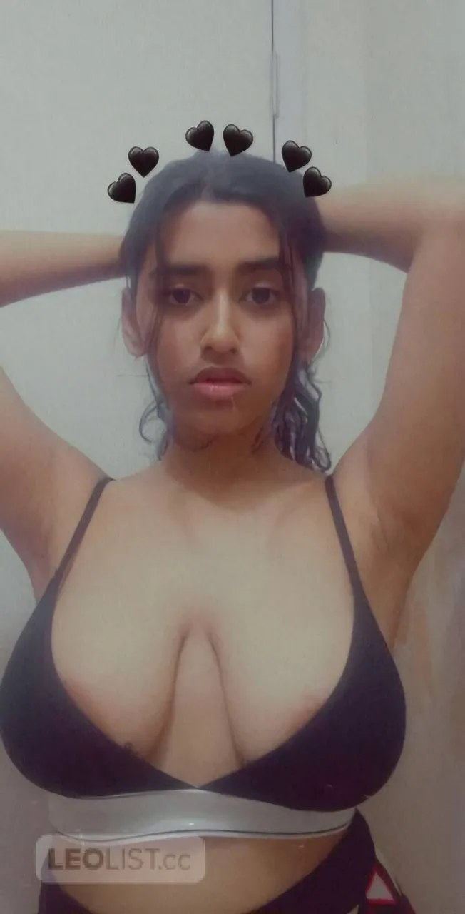 Escorts Delta, British Columbia Indian Punjabi girl Big BOOBS outcalls and facetimeshows