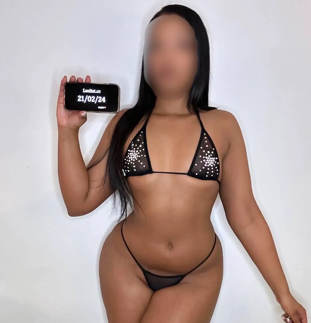 Escorts Hamilton, Ontario Sophie (OUTCALL ONLY)