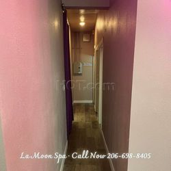 Seattle, Washington LA Moon Spa