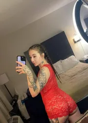 Escorts Red Deer, Alberta Khloe