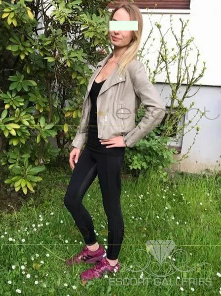 Escorts Koeln, Germany Jenny