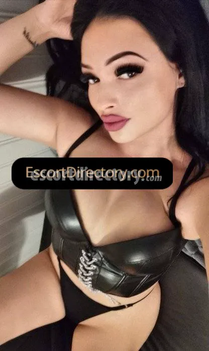 Escorts Budapest, Hungary Candy