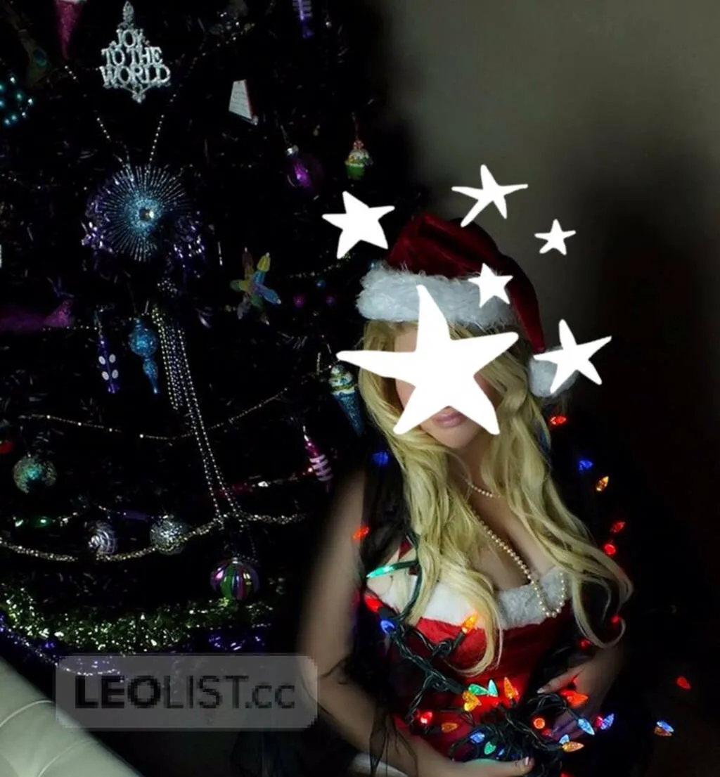 Escorts Yellowknife, Northwest Territories charlotte starr