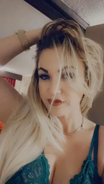 Escorts Tampa, Florida Laura | Chica caliente