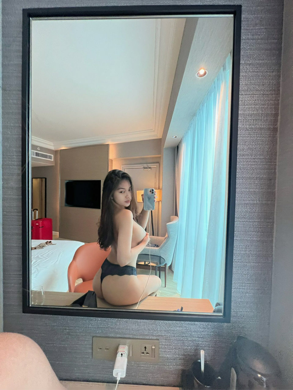 Escorts Manila, Philippines Amelia Blue