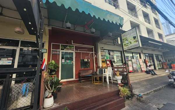 Massage Parlors Bangkok, Thailand Marigold Massage