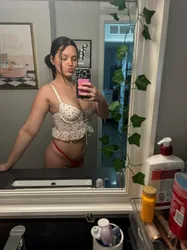 Escorts Saskatoon, Saskatchewan Nancy