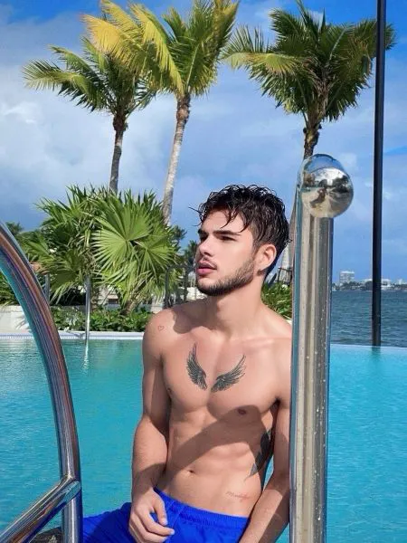 Escorts Fort Myers, Florida Jesus_Cubano