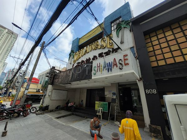 Beer Bar / Go-Go Bar Manila, Philippines Shiawase Ktv