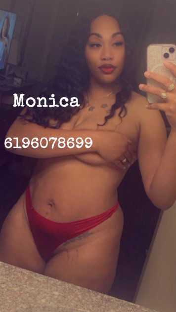 Escorts El Paso, Texas Curvaceous caramel treat for your sweet tooth ❤️