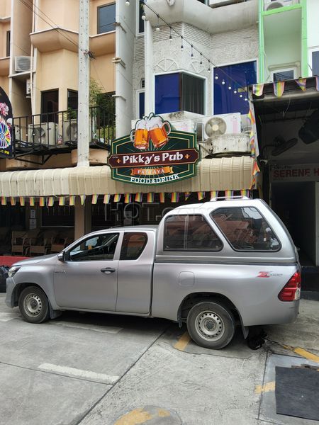 Beer Bar / Go-go Bar Pattaya, Thailand Pikkys Pub