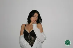Escorts Dublin, Ireland Fio Massage