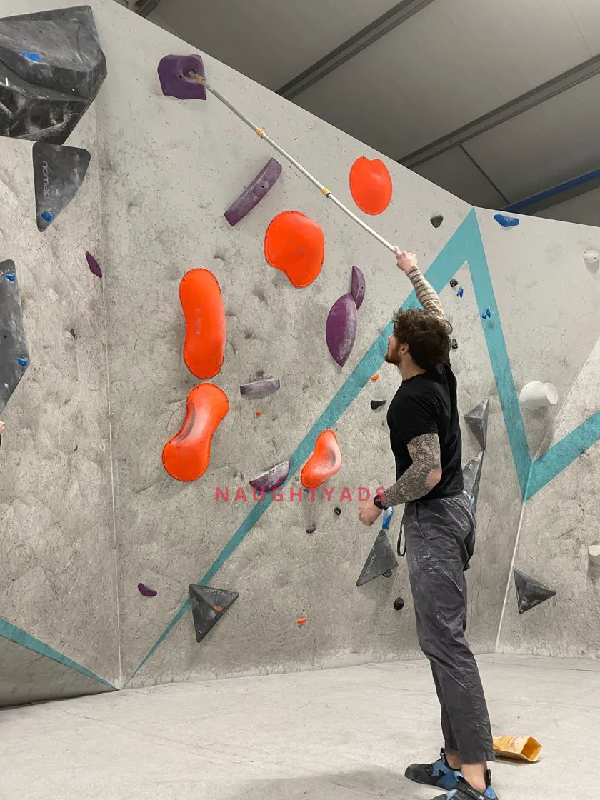 Escorts New Town, Australia James W