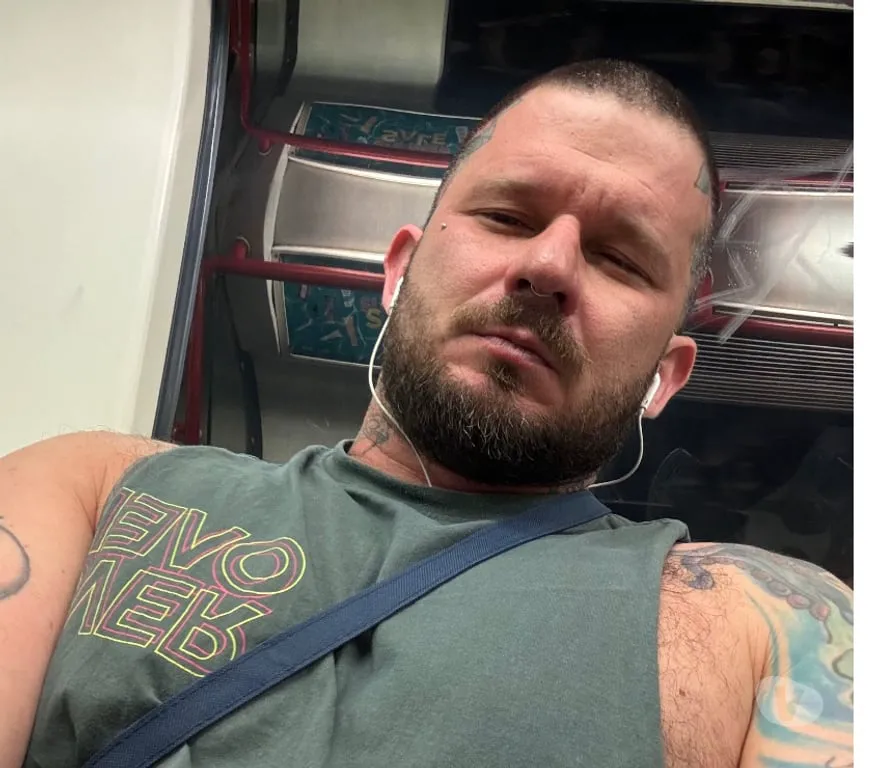 Escorts Kennington, England Rick genuine man