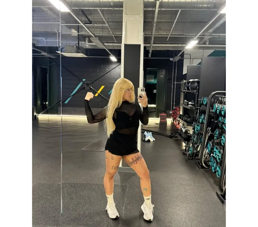 Escorts Leeds, England Lux xxl top verst big girl