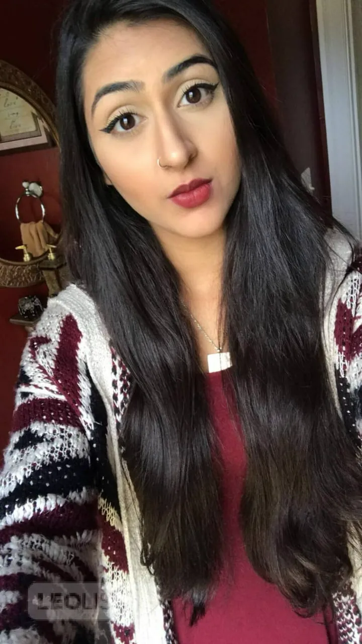 Escorts Brampton, Ontario Hot Punjabi Indian college girl student available for you