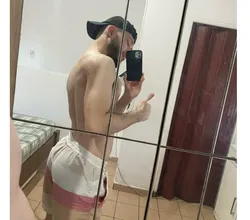 Escorts Wales I’m available for male massage telegram fidaleo027
