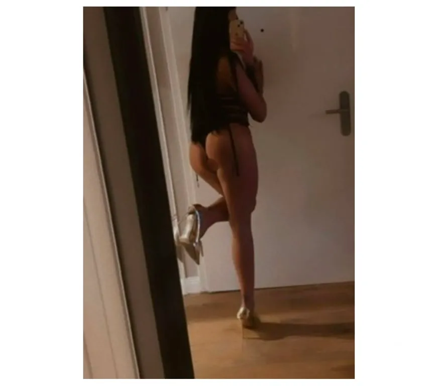 Escorts London, England New New Theodora Call Meee