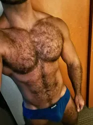 Escorts Dubai, United Arab Emirates Hairy_LowKey