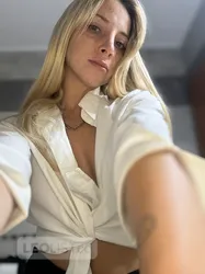 Escorts Trois-Rivieres, Quebec Claire