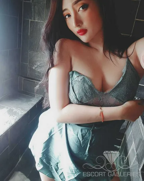 Escorts Amman, Jordan Klara